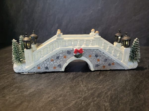Brug met verlichting